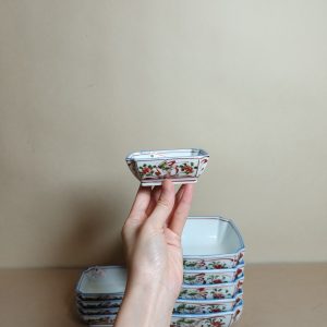 [兼山窯] [8中碗10小碟]