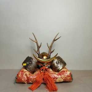 鹿角头盔 [铁器]