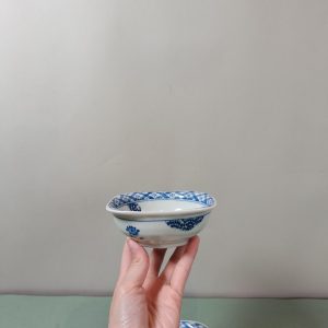 小碗 [肥前烧]