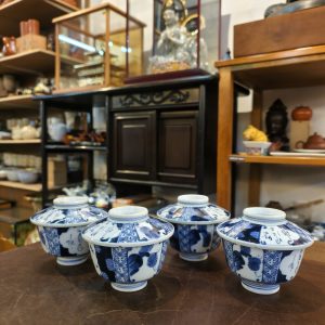 盖杯 [老瓷染付] Lidded Cup [Vintage Blue-and-White Porcelain]