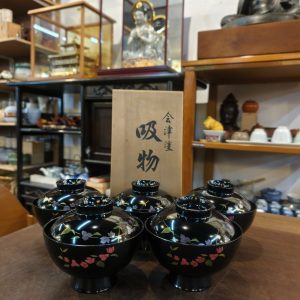 盖碗 [纤维制] [会津涂][套/五件入] [全新/木盒装] Lidded Bowl [Fiber Material] [Aizu Lacquerware][Set of 5] [Brand New / Wooden Box] 