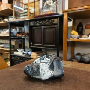 不知明石头 Unknown Stone