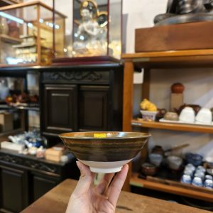 茶碗 [窑变陶土] Tea Bowl [Kiln-Changed Clay]