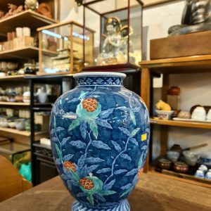 花瓶 [锅岛烧] Vase [Nabeshima Ware]