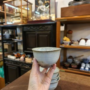 碗 [白陶釉] Bowl [White Glazed Pottery]