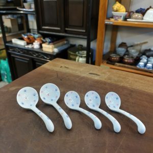 汤匙 [瓷器] [2大3小] [套] Spoon Set [Porcelain] [2 Large + 3 Small] [Set]