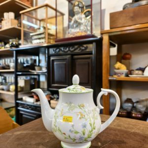 大茶壶 [Noritaker] [Ivory China 象牙瓷] Large Teapot [Noritake] [Ivory China]