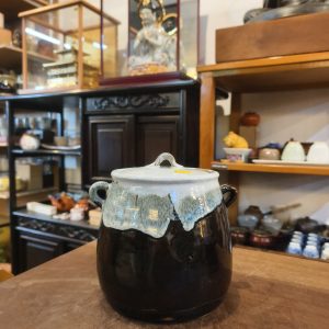 水指 [窑变陶土] Water Jar [Kiln-Changed Clay]