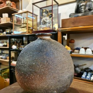 花瓶 [粗陶] Vase [Coarse Pottery]