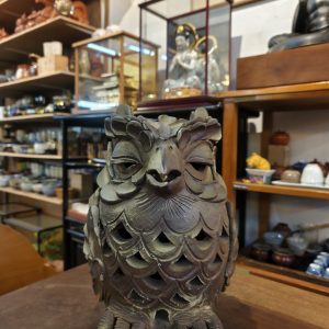 猫头鹰 [柴烧] [瑕疵，便宜出售] Owl Figurine [Wood-Fired Pottery] [Minor defects – Clearance Price] 