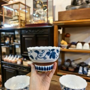 高脚碗 [瓷器] Footed Bowl [Porcelain]