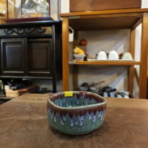 茶碗 [窑变裂釉] Tea Bowl [Kiln-Changed Crackle Glaze]
