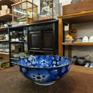大碗 [老瓷] Large Bowl [Vintage Porcelain]