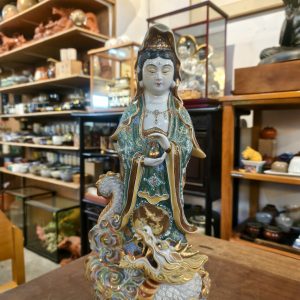 龍观音 [九谷烧] Dragon Guanyin [Kutani Ware]