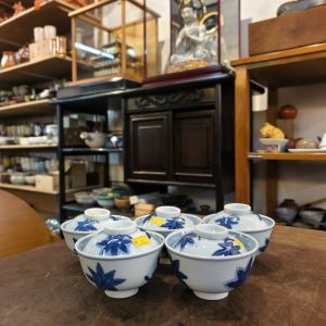 老盖杯 [老瓷] Vintage Lidded Cup [Vintage Porcelain]