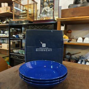 中盘 [Givenchy] [套/三件入] [全新/盒装] Medium Plate [Givenchy] [Set of 3] [New in Box]