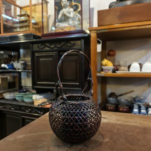 小花器 [久留米] [篮胎漆器/内胎纤维制] Small Flower Vase [Kurume] [Basketry-Base Lacquerware / Fiber Inner Core]