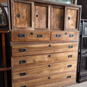 日式老橱 [木质] [小缺件] Japanese Vintage Cabinet [Wooden] [Minor Missing Part] 