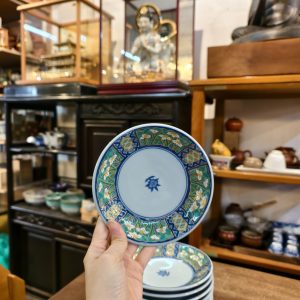 小盘 [古伊万里烧] Small Plates [Ko-Imari Ware]
