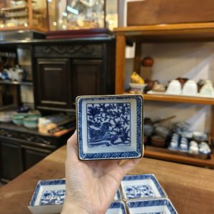 小方皿 [瓷器] [套/六件入] Small Square Plate [Porcelain] [Set of 6 Pieces] 