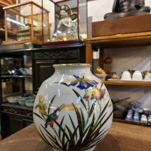 花瓶 [全手绘/刷金] Vase [Fully Hand-Painted / Gold Accents]