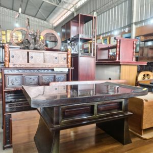 供桌 [木质] [略有刮痕，便宜出售] Offering Table [Wooden] [Slight Scratches, Special Price] 